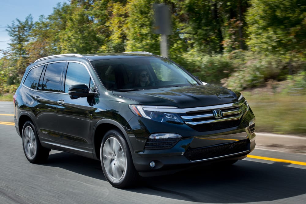 2016 Honda Pilot Photo Gallery