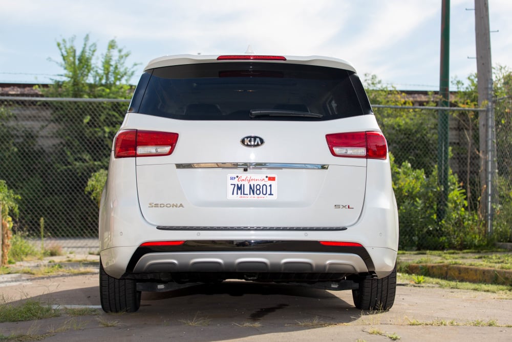 2016 Kia Sedona Photo Gallery