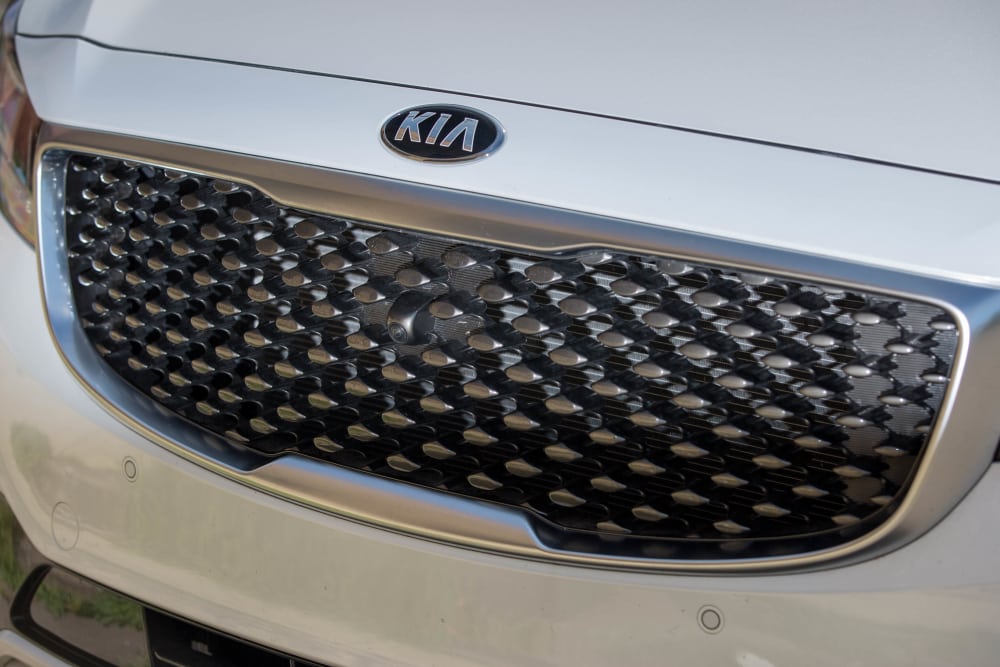 2016 Kia Sedona Photo Gallery