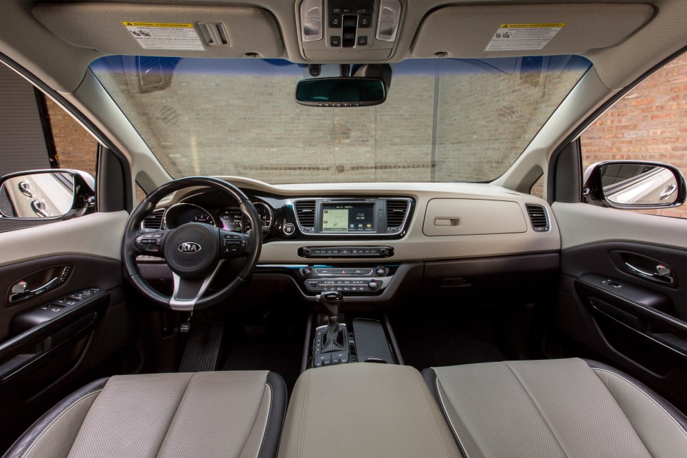 2016 Kia Sedona Photo Gallery