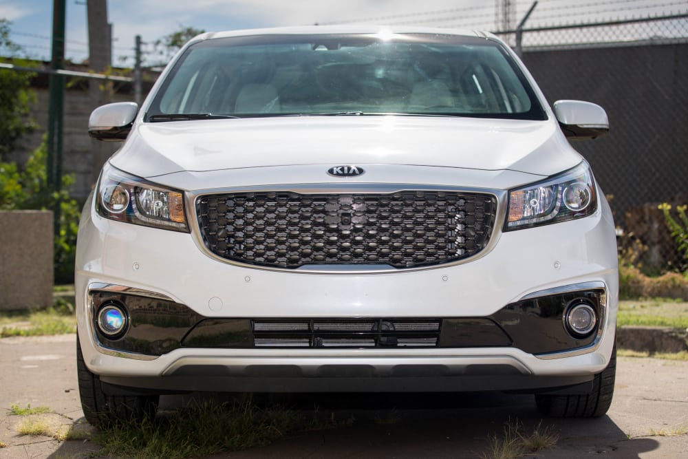 2016 Kia Sedona Photo Gallery