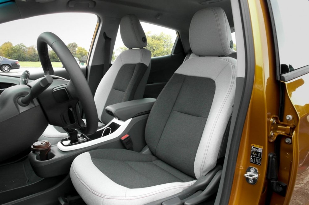 2017 Chevrolet Bolt EV:  AutoAfterWorld