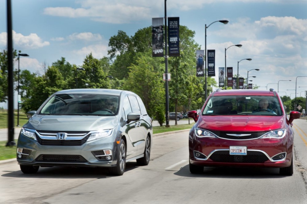 2017 Chrysler Pacifica Vs. 2018 Honda Odyssey: Minivan Matchup