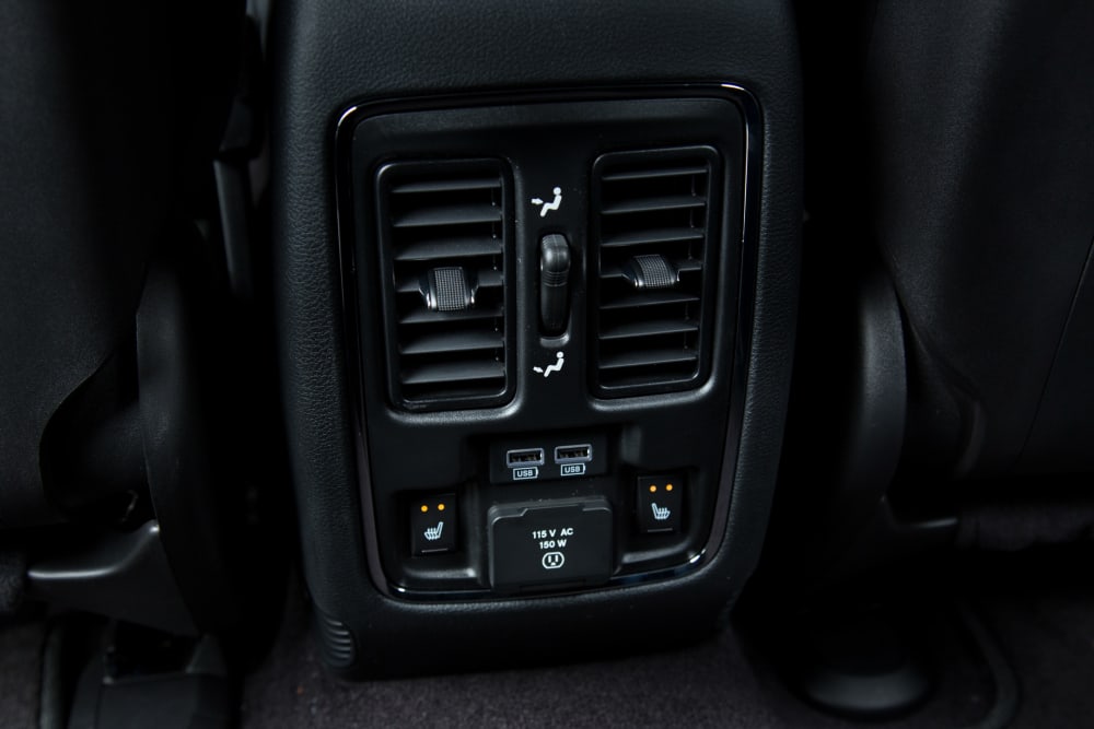 2017 Dodge Durango Photo Gallery