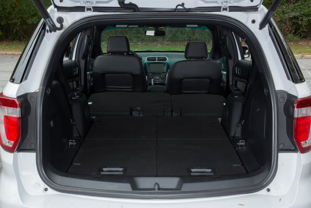 2017 Ford Explorer Photo Gallery