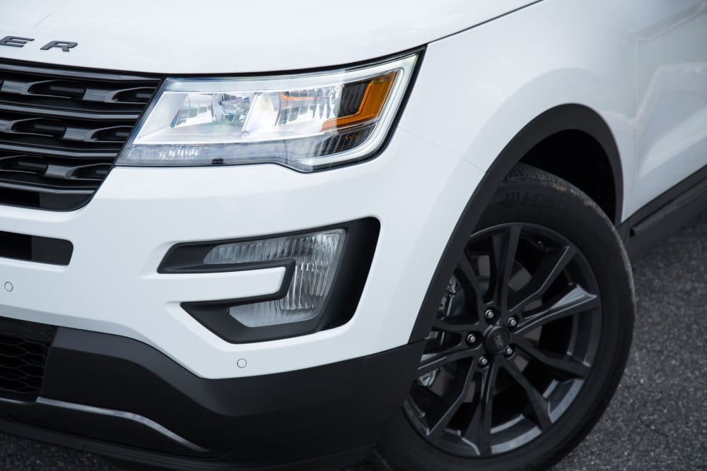 2017 Ford Explorer Photo Gallery