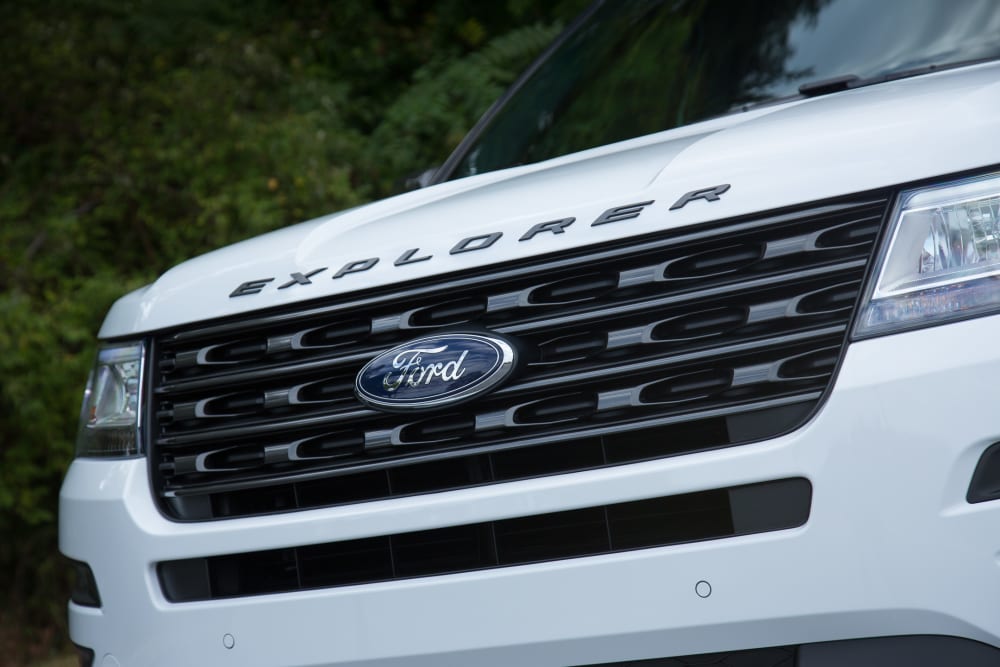 2017 Ford Explorer Photo Gallery