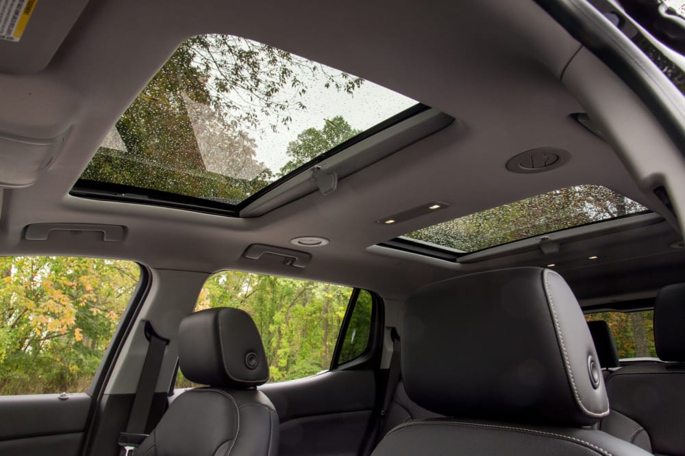 2017 GMC Acadia Photo Gallery