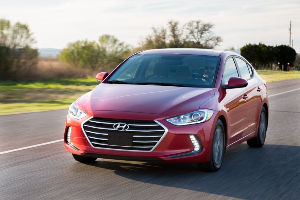 2017 Hyundai Elantra Review: Photo Gallery