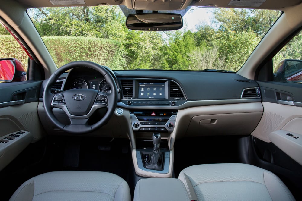 2017 Hyundai Elantra Review: Photo Gallery