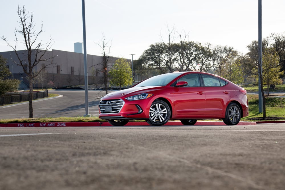 2017 Hyundai Elantra Review: Photo Gallery