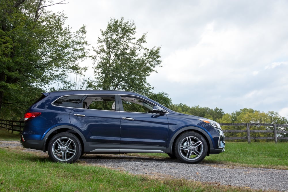 2017 Hyundai Santa Fe Photo Gallery