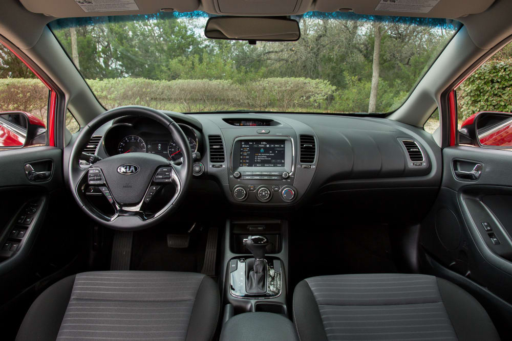 2017 Kia Forte Review: Photo Gallery