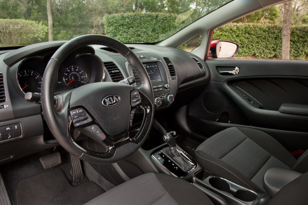 2017 Kia Forte Review: Photo Gallery