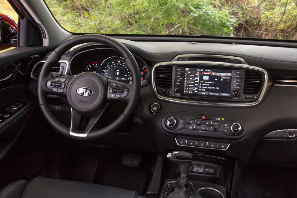 2017 Kia Sorento Photo Gallery