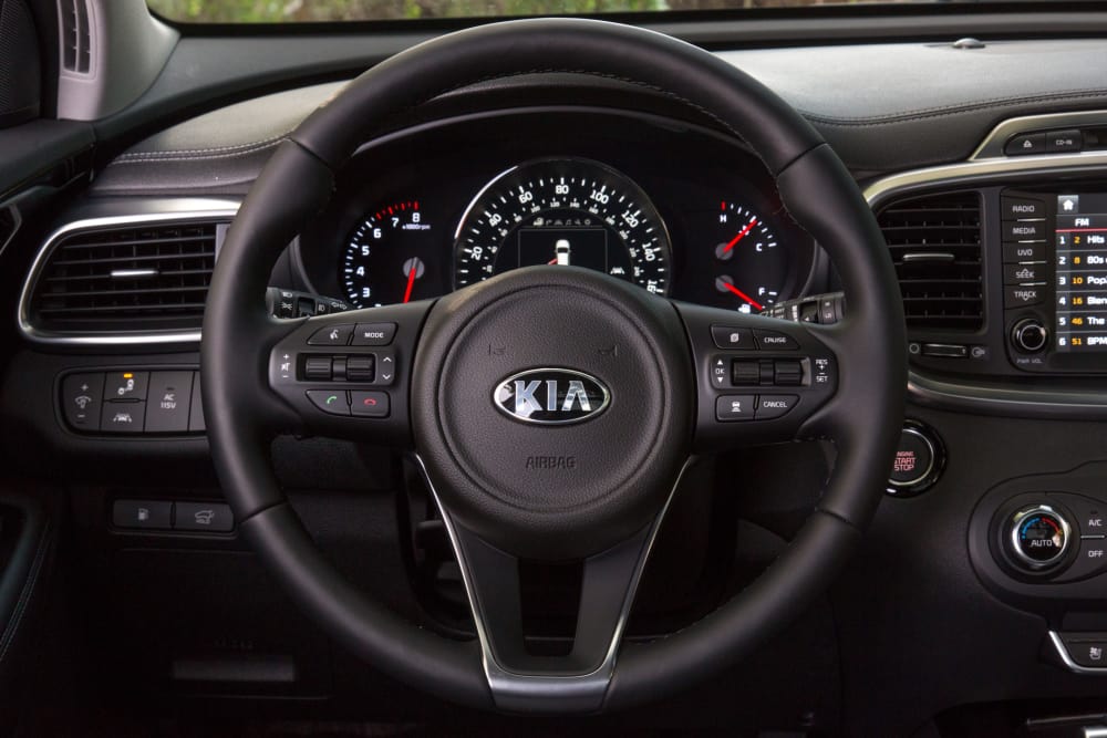 2017 Kia Sorento Photo Gallery