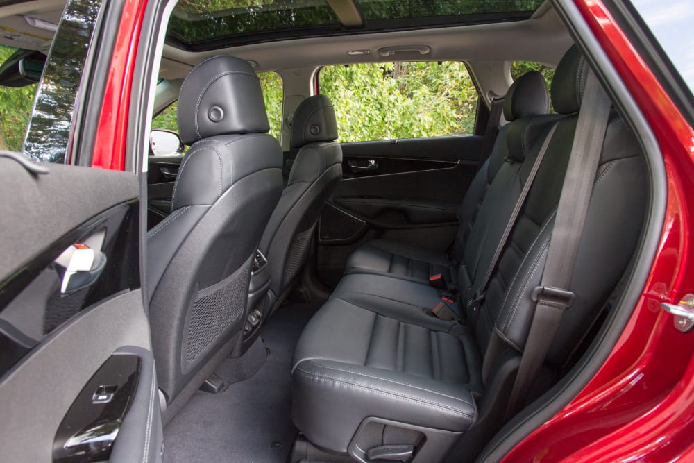 2017 Kia Sorento Photo Gallery