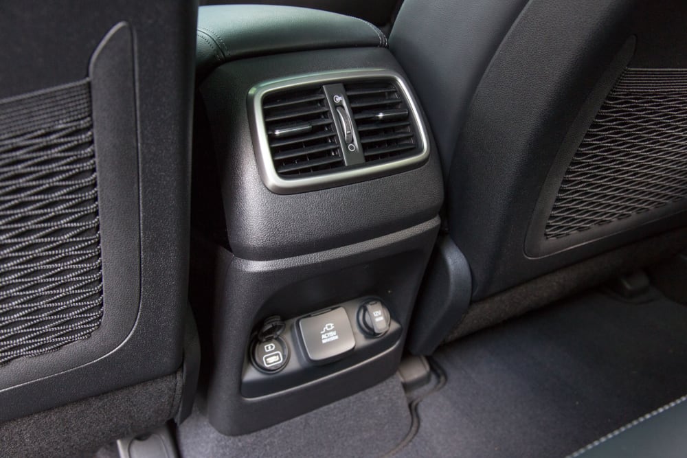 2017 Kia Sorento Photo Gallery