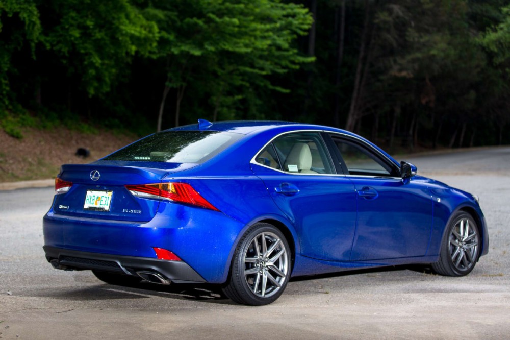 2017 Lexus IS 200t: AutoAfterWorld 4 2017 Lexus IS 200t: AutoAfterWorld