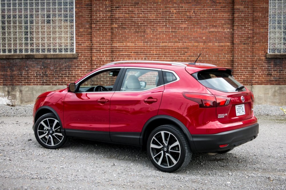 2017 Nissan Rogue Sport:  AutoAfterWorld