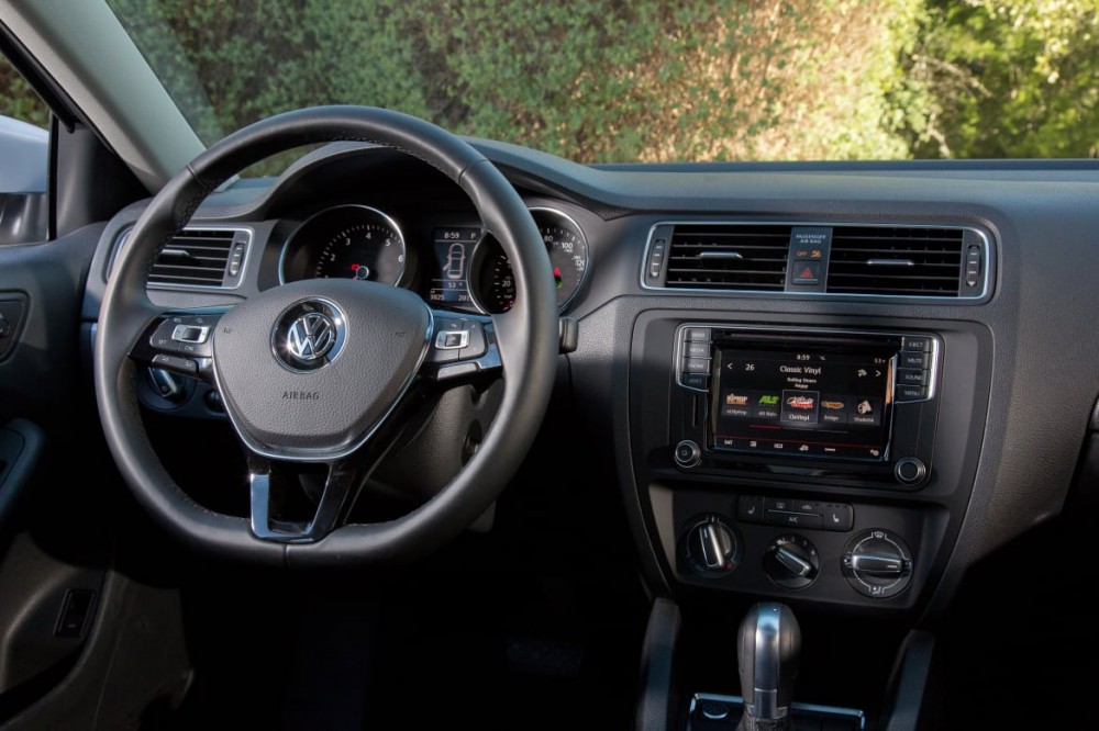 2017 Volkswagen Jetta:  AutoAfterWorld