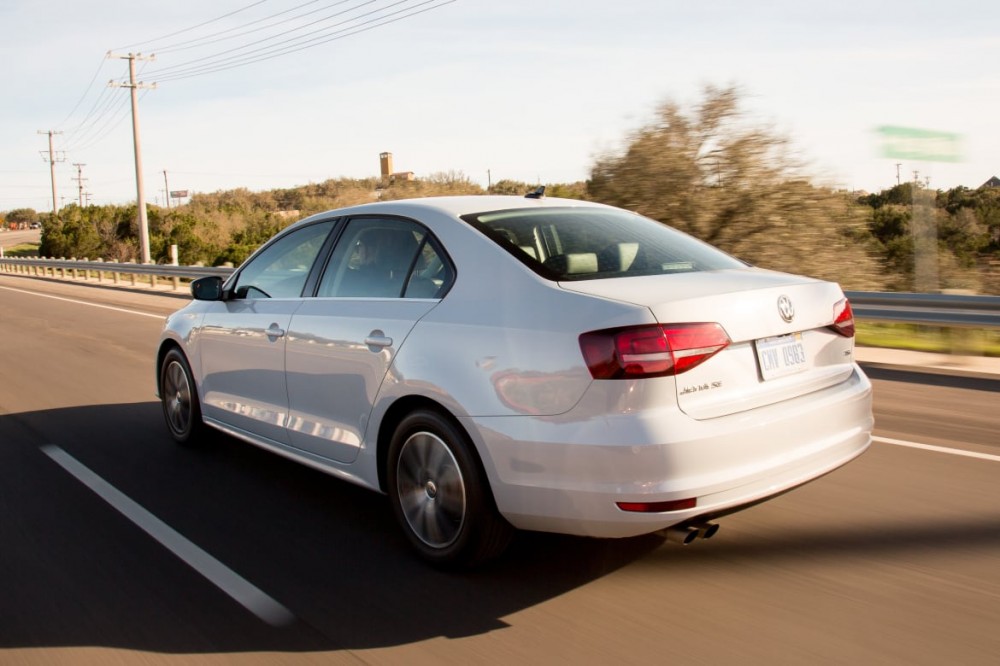 2017 Volkswagen Jetta:  AutoAfterWorld