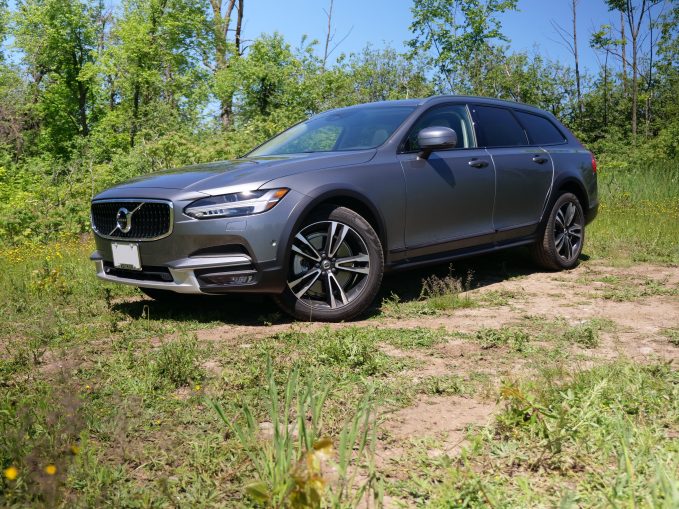 2017 Volvo V90 Cross Country Review