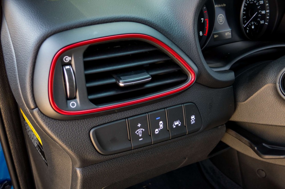 2018 Hyundai Elantra GT Review: First Drive