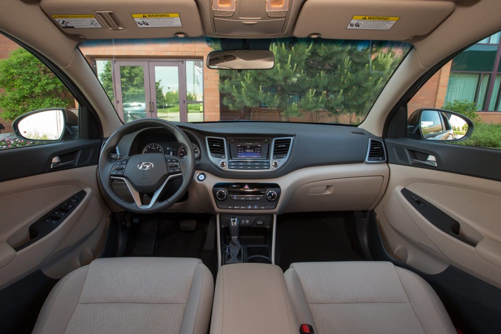 What's the Best Compact SUV of 2016? 17 What's the Best Compact SUV of 2016?