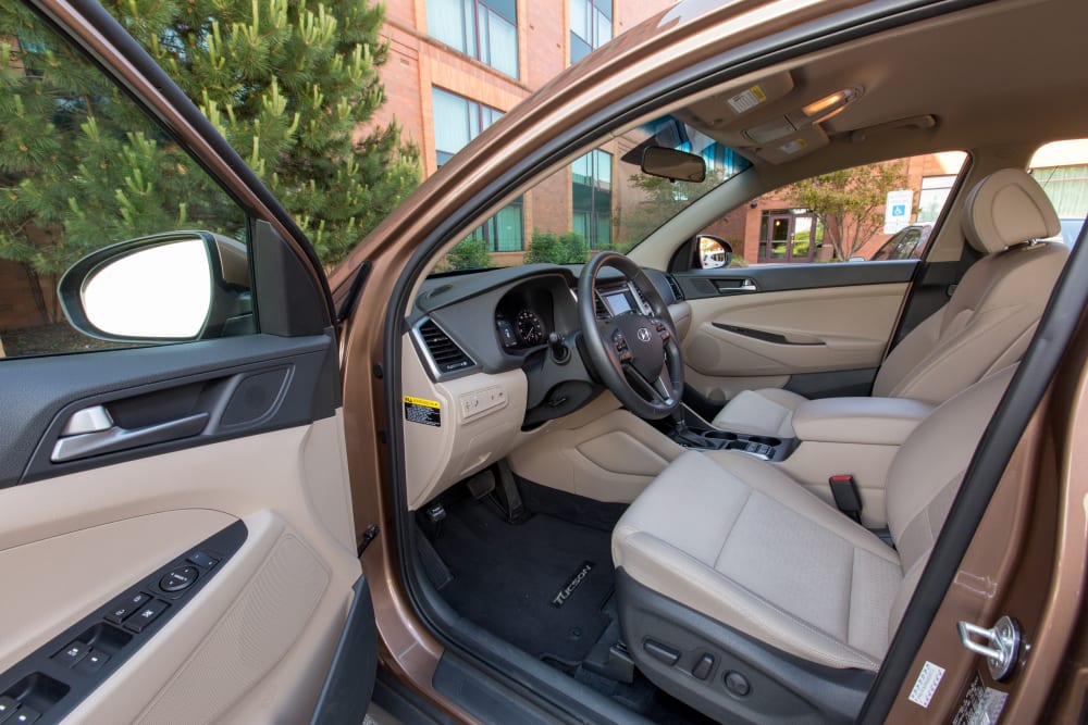 What's the Best Compact SUV of 2016? 20 What's the Best Compact SUV of 2016?