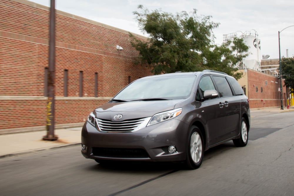 What&apos;s the Ultimate Minivan for 2016?