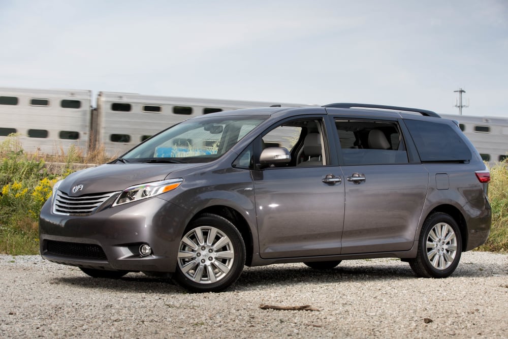 What&apos;s the Ultimate Minivan for 2016?