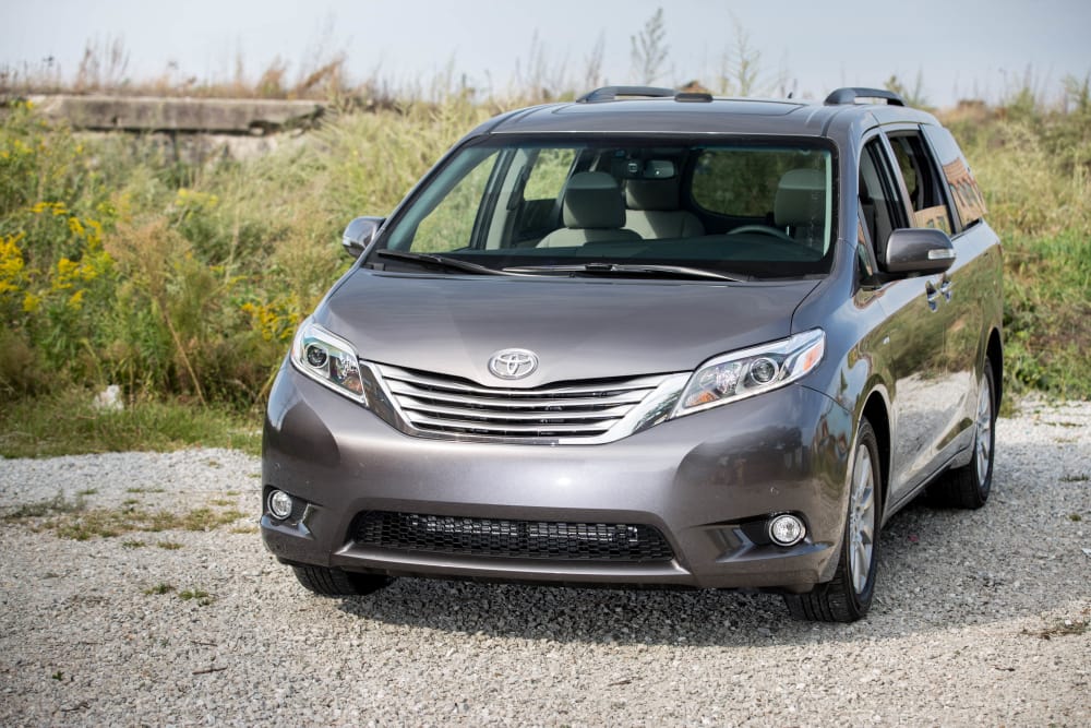 What&apos;s the Ultimate Minivan for 2016?