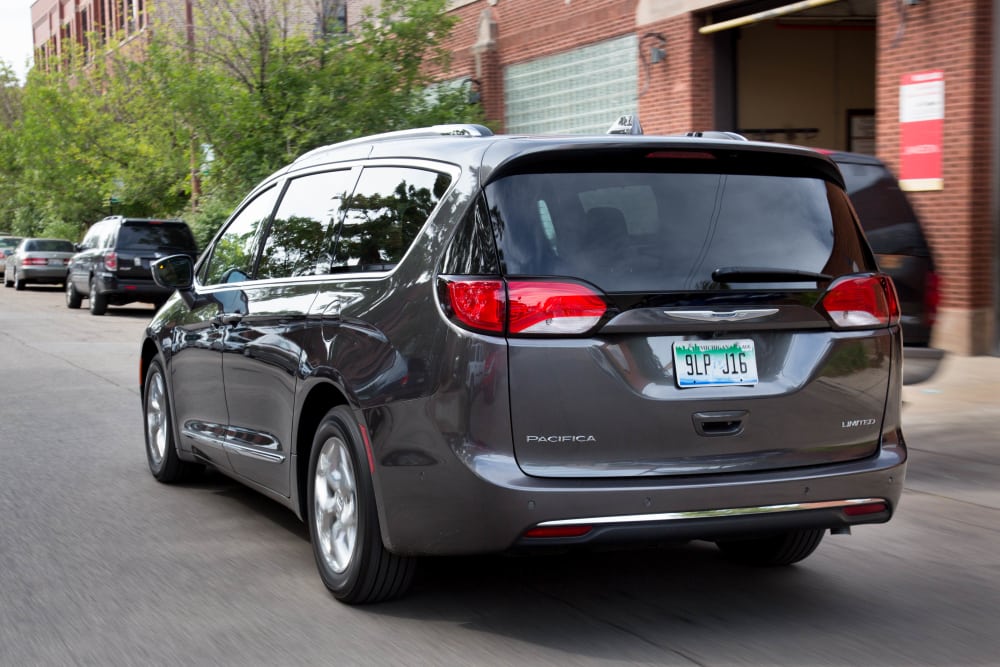 What&apos;s the Ultimate Minivan for 2016?