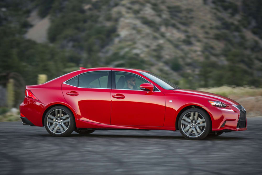 2016 Lexus IS Gets New Turbo Engine