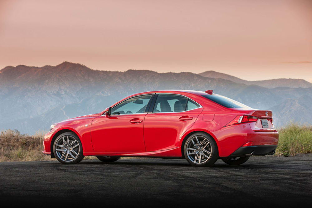 2016 Lexus IS Gets New Turbo Engine