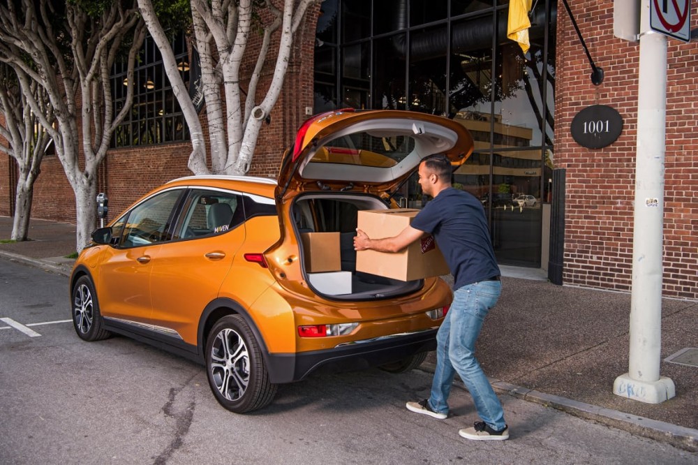 GM&apos;s Maven Gig Expands Ride-Sharing Reach