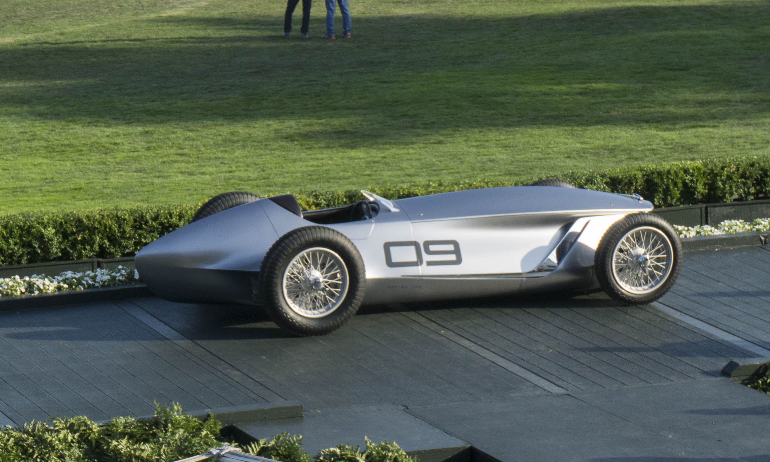 2017 Pebble Beach Concours: Infiniti Unveils Prototype 9 Concept