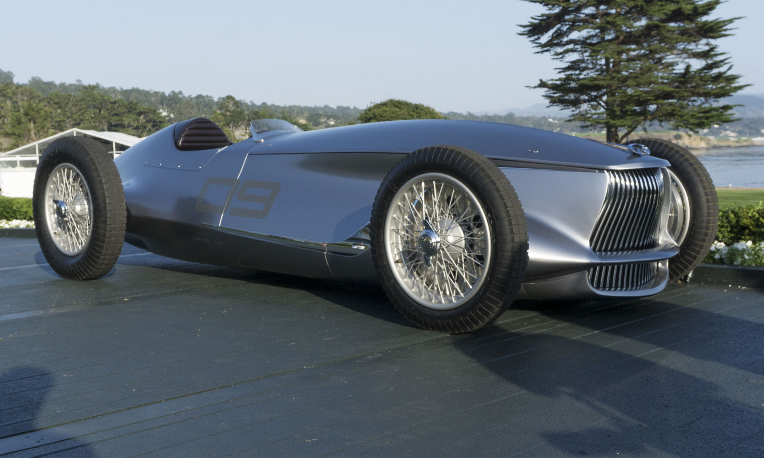 2017 Pebble Beach Concours: Infiniti Unveils Prototype 9 Concept