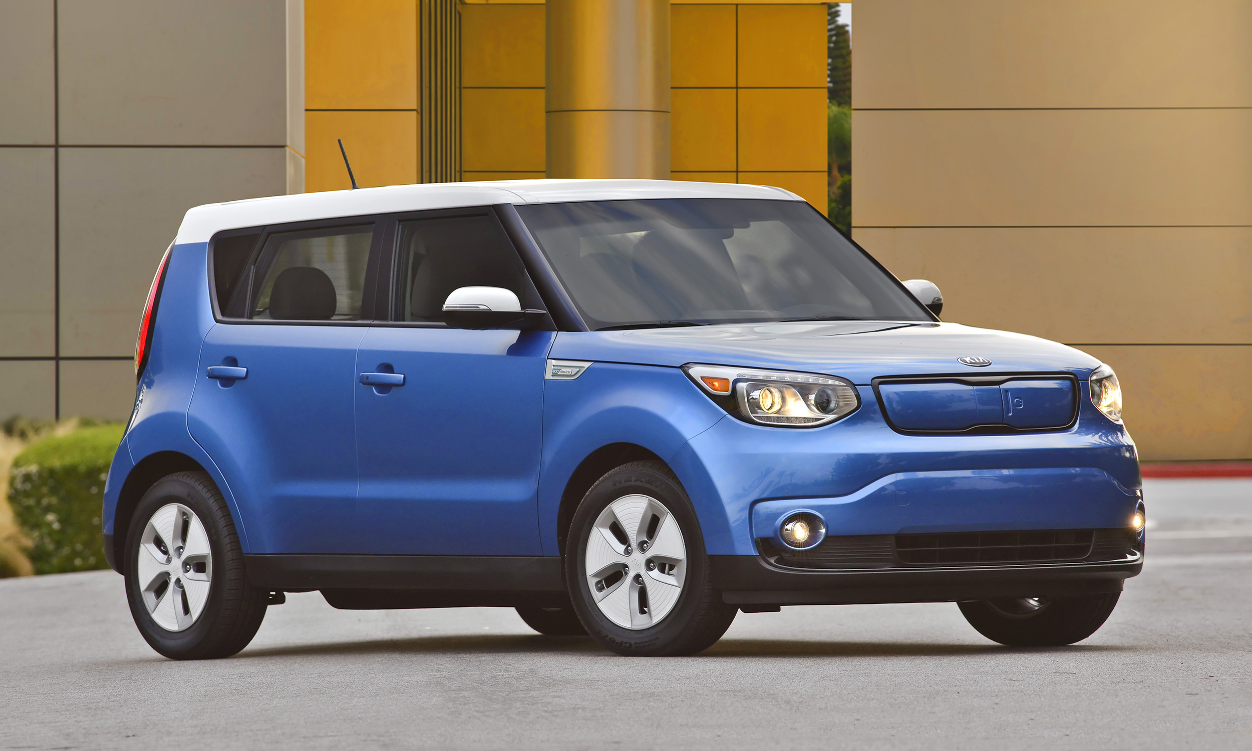 Today’s Plug-In Vehicles