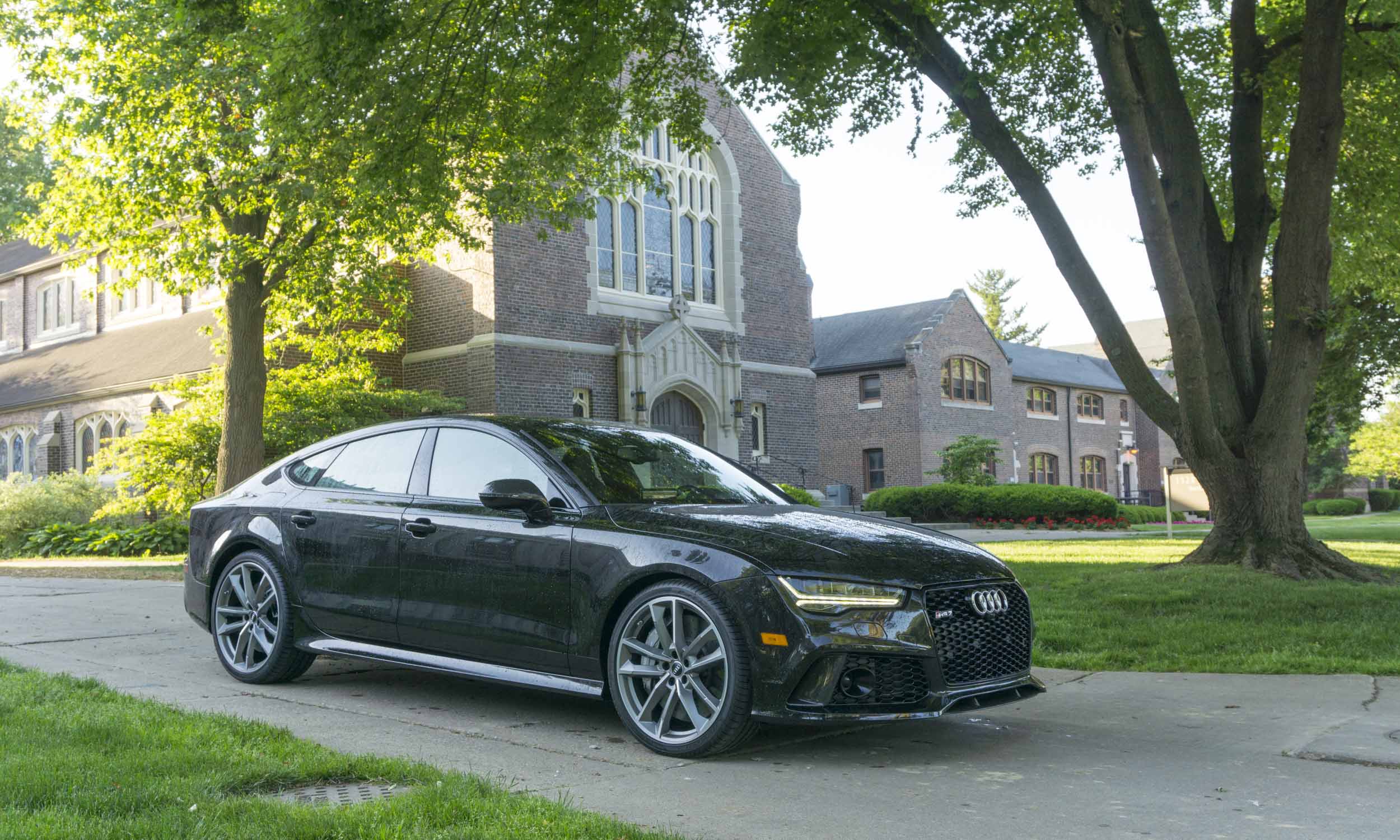 Arriving in Style: Coolest Reunion Cars