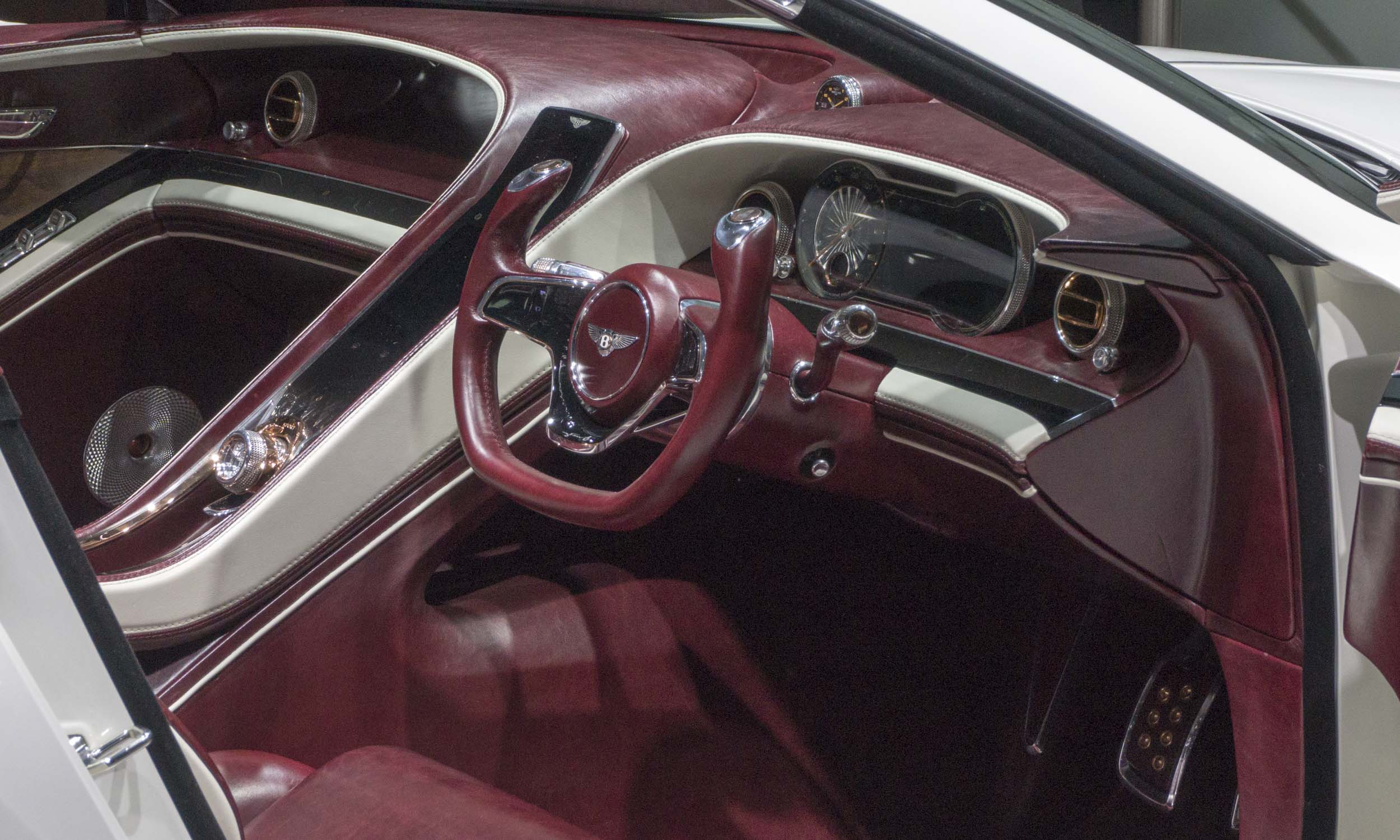 2017 Geneva Motor Show: Luxury Cars