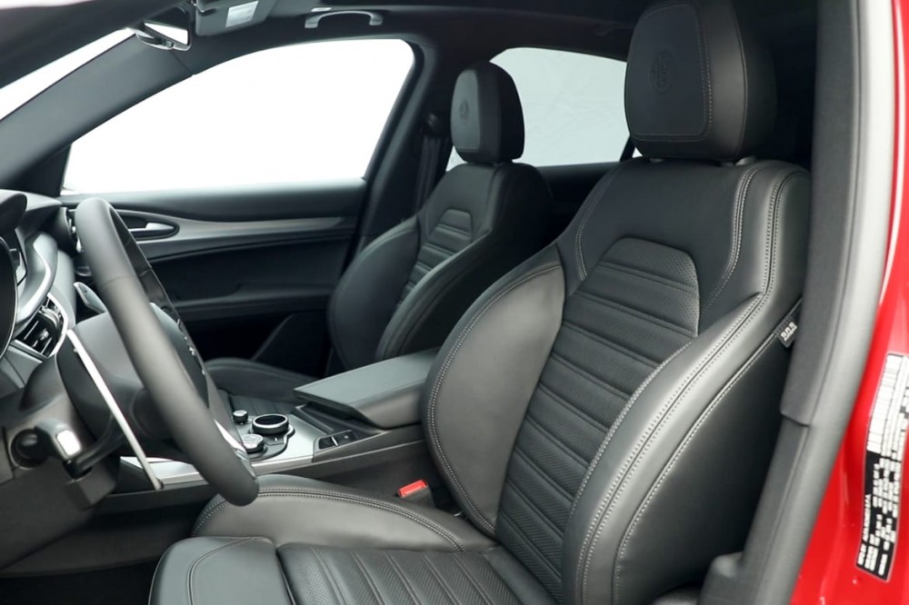 2018 Alfa Romeo Stelvio: AutoAfterWorld 7 2018 Alfa Romeo Stelvio: AutoAfterWorld