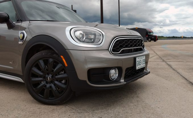 2018 MINI Cooper SE Countryman Plug-In Hybrid Review