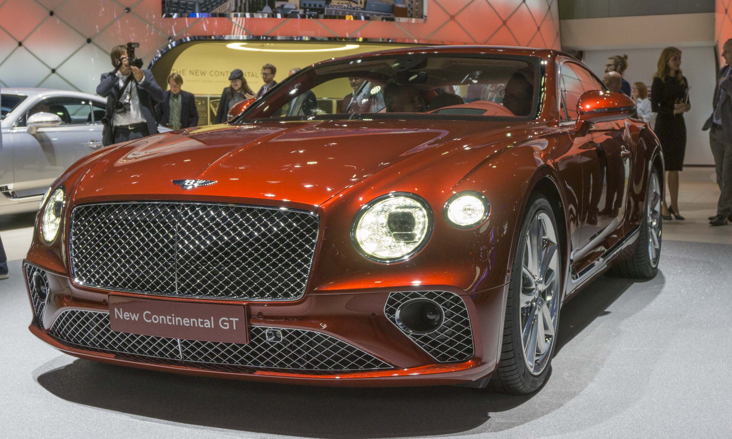 Frankfurt 2017: Bentley Premieres New Continental GT
