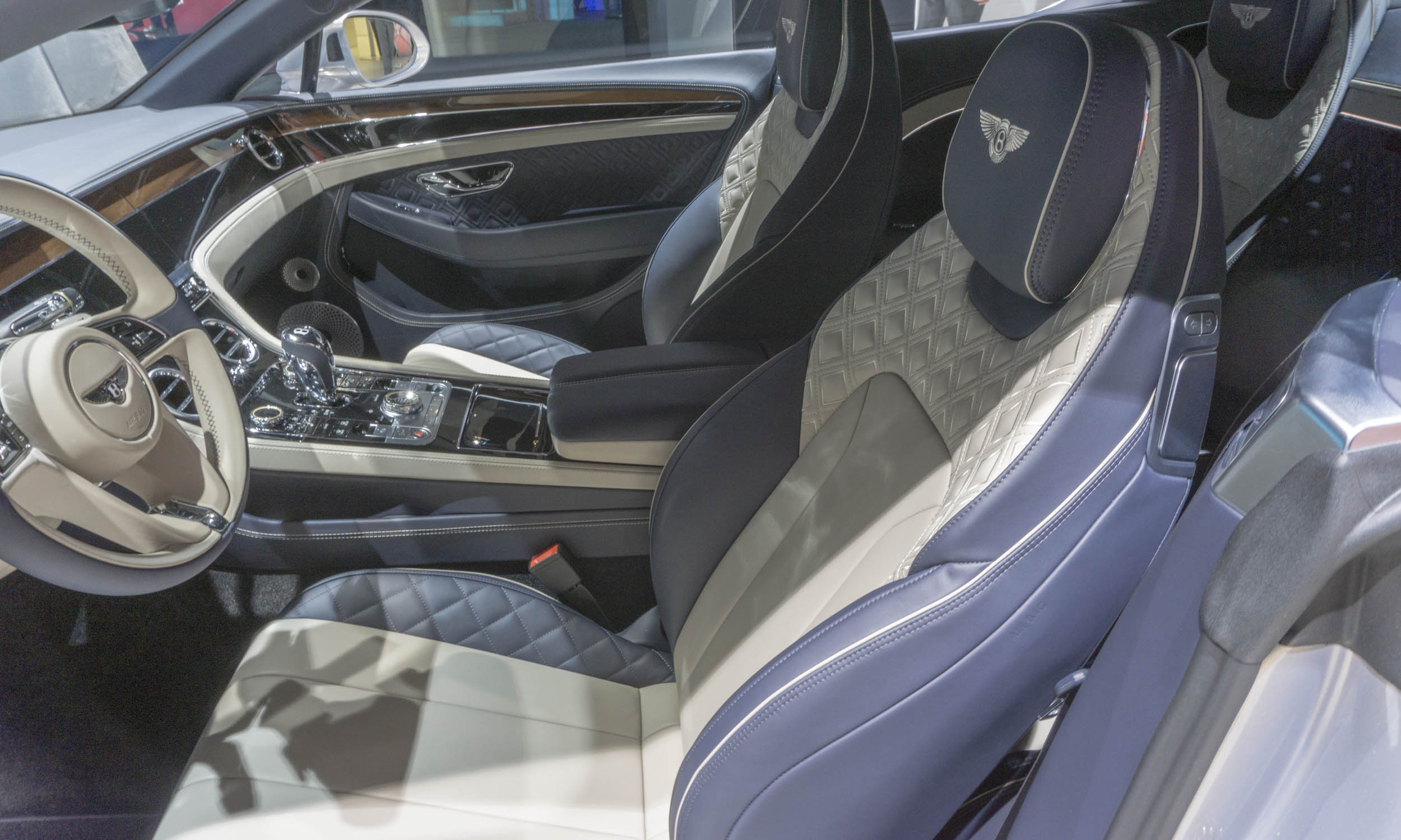 Frankfurt 2017: Bentley Premieres New Continental GT