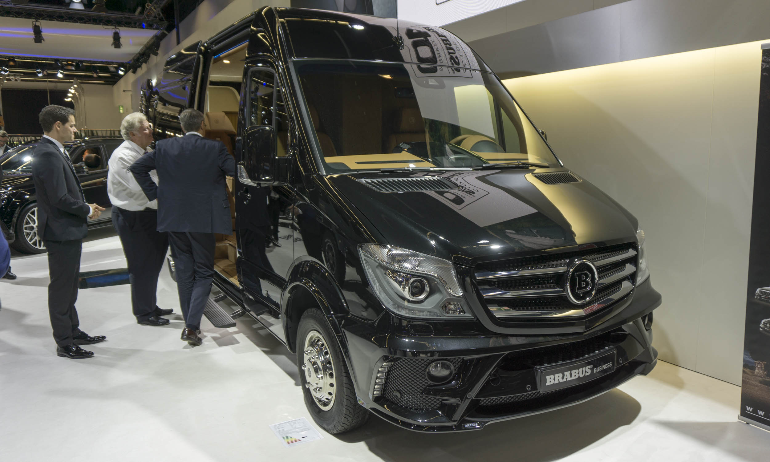 2017 Frankfurt Motor Show: Versatile Vans