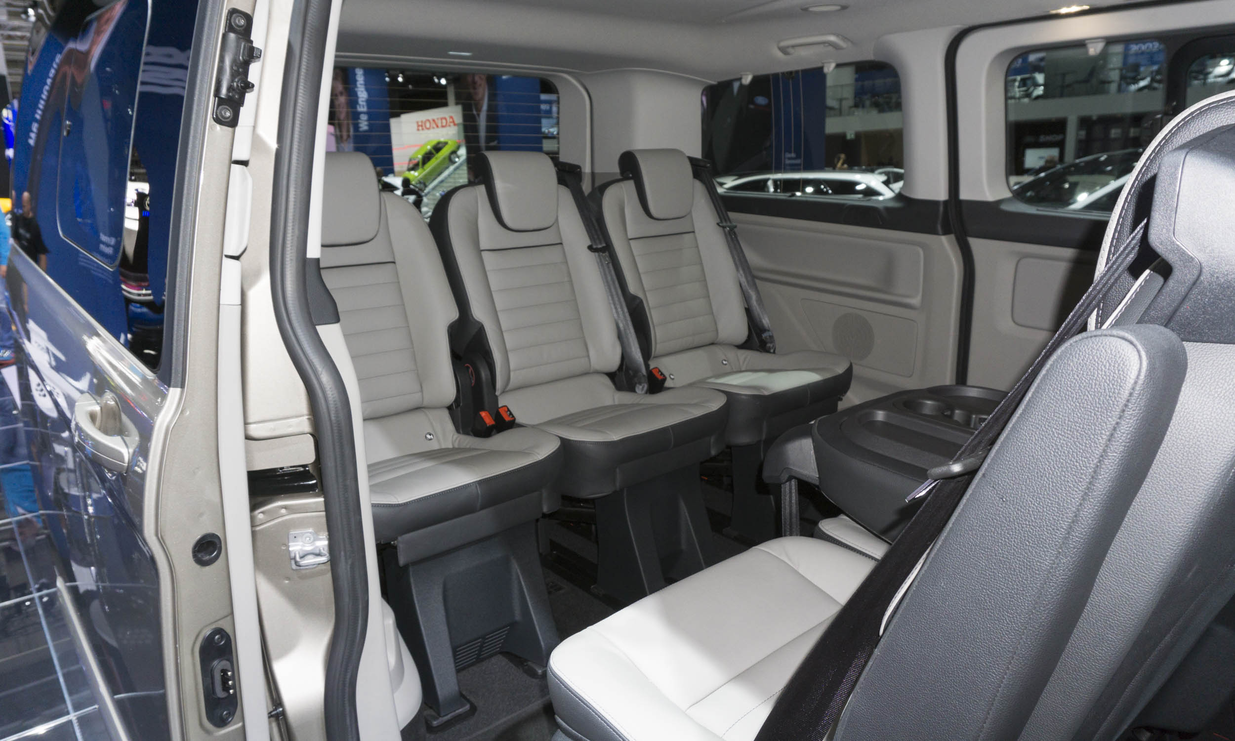 2017 Frankfurt Motor Show: Versatile Vans