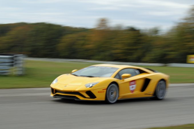 2017 Lamborghini Aventador S Track Test