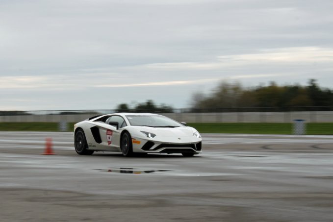 2017 Lamborghini Aventador S Track Test